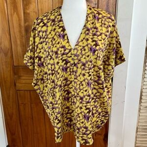 Jodifl Yellow Purple Animal Print V neck Tunic Top short sleeve Small oversized